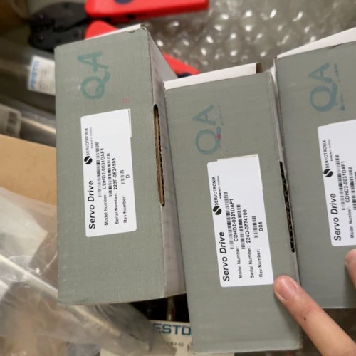 Servotronix Servo Drive CDHD2-0031DAF1 High Precision Motor Control