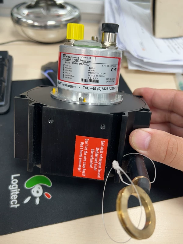 TR Encoder Model CMW58M-00002 - Industrial Grade Positioning