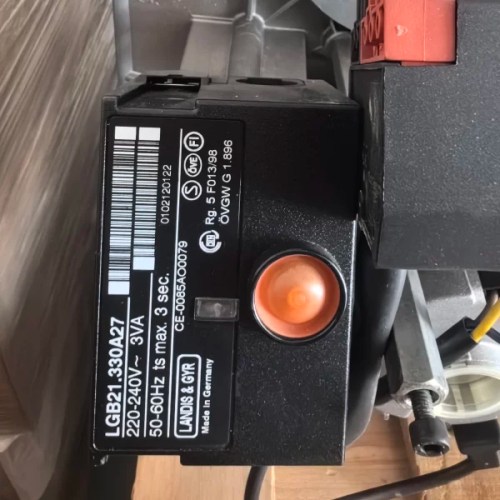 LANDIS & GYR Burner Controller LGB21.330A27 - Precise Control Unit