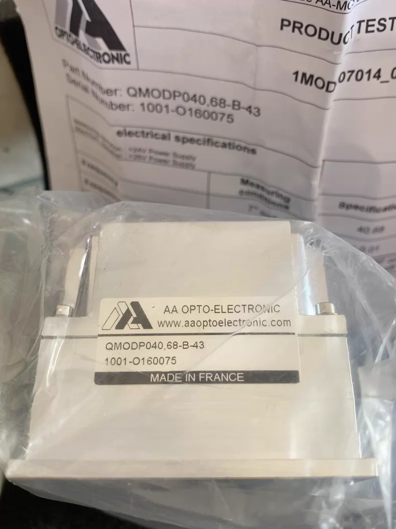 AA OPTO-ELECTRONIC QMODP040 Laser Controller High Precision