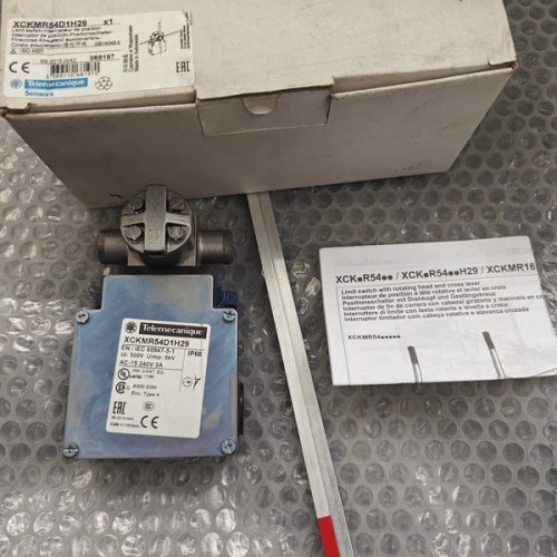 Schneider Limit Switch XCKMR54D1H29 - Durable Safety Switch