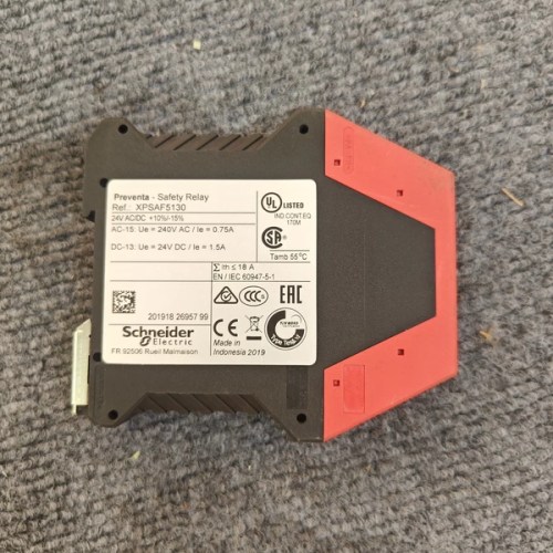 Schneider Safety Relay XPSAF5130 Reliable Industrial Control